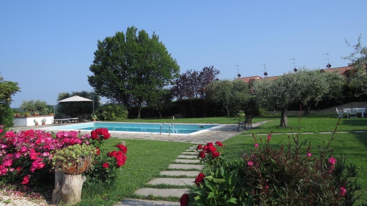 Bed and Breakfast Il Gelso Di Barcuzzi Lonato del Garda Exterior foto