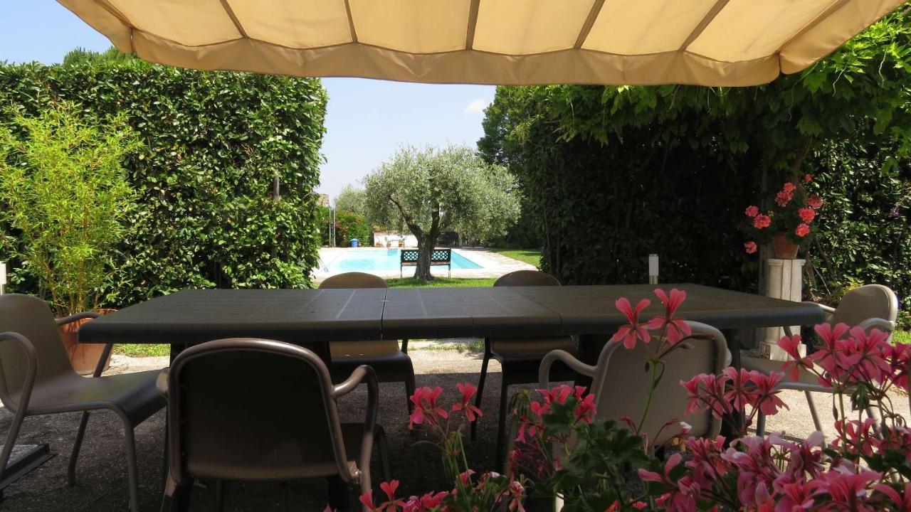 Bed and Breakfast Il Gelso Di Barcuzzi Lonato del Garda Exterior foto