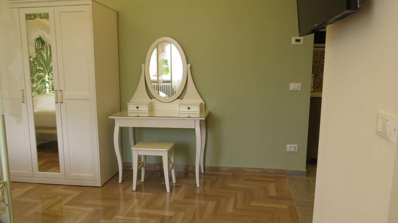 Bed and Breakfast Il Gelso Di Barcuzzi Lonato del Garda Exterior foto