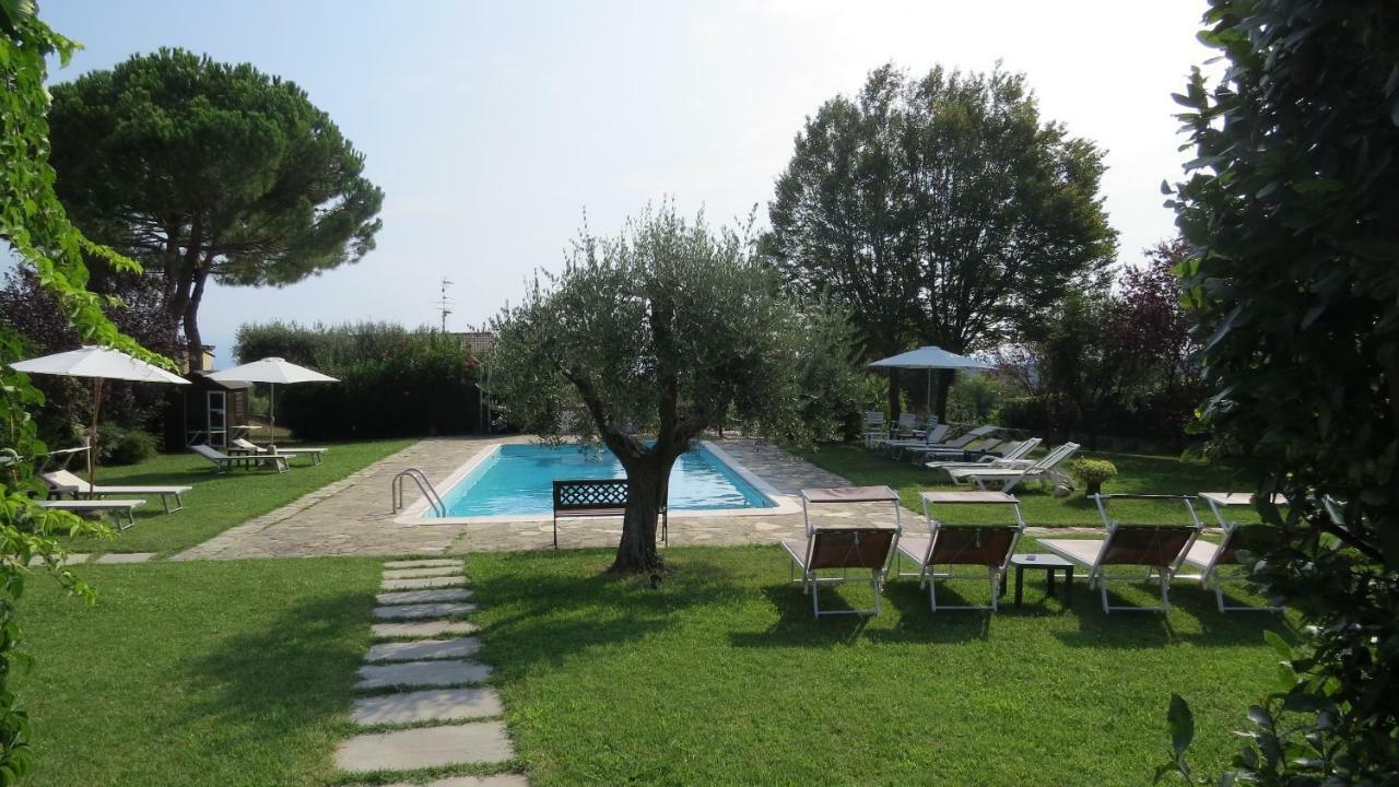 Bed and Breakfast Il Gelso Di Barcuzzi Lonato del Garda Exterior foto
