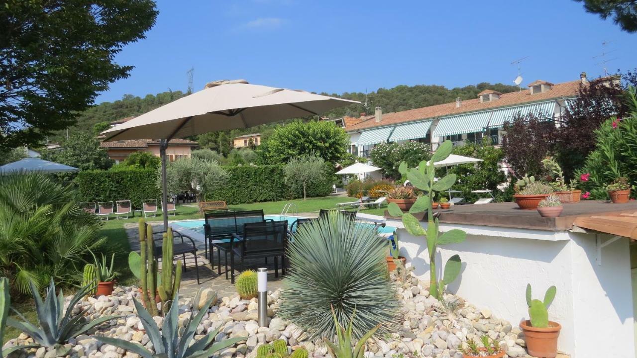 Bed and Breakfast Il Gelso Di Barcuzzi Lonato del Garda Exterior foto